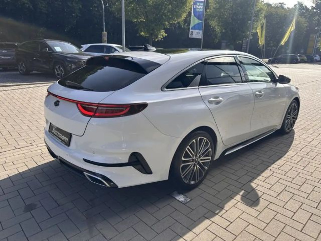 Kia ProCeed