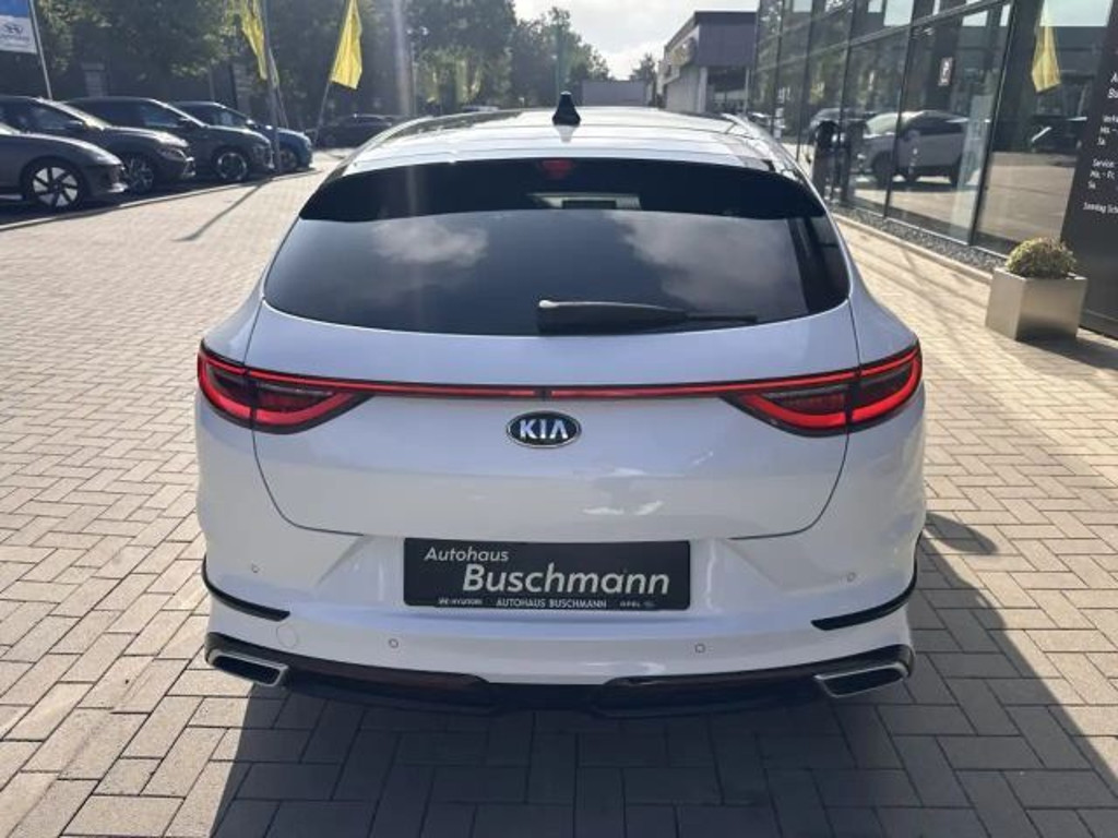 Kia ProCeed