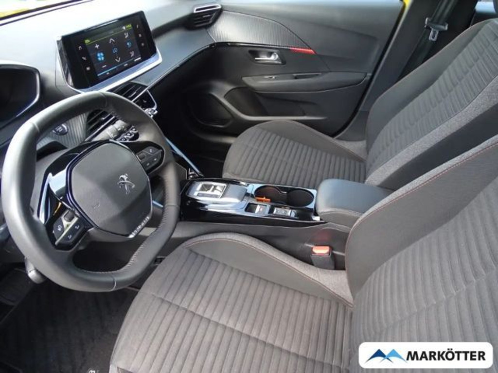 Peugeot e-208
