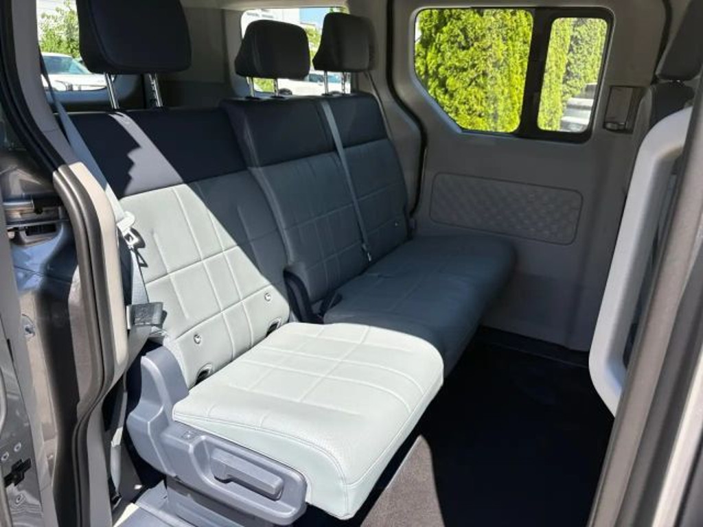 Kia PV5 Passenger