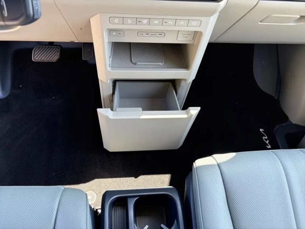 Kia PV5 Passenger