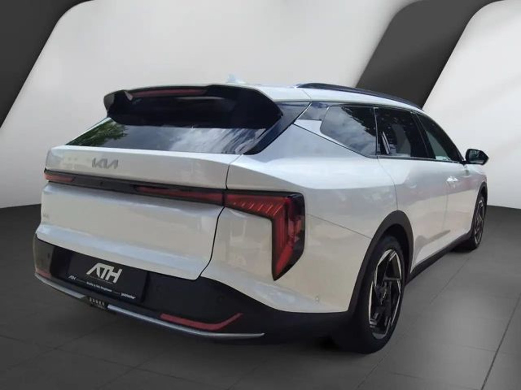 Kia K4