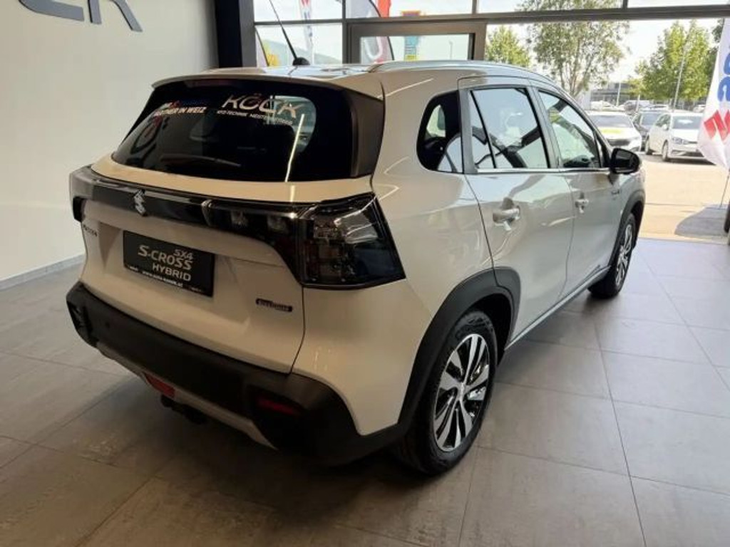 Suzuki S-Cross