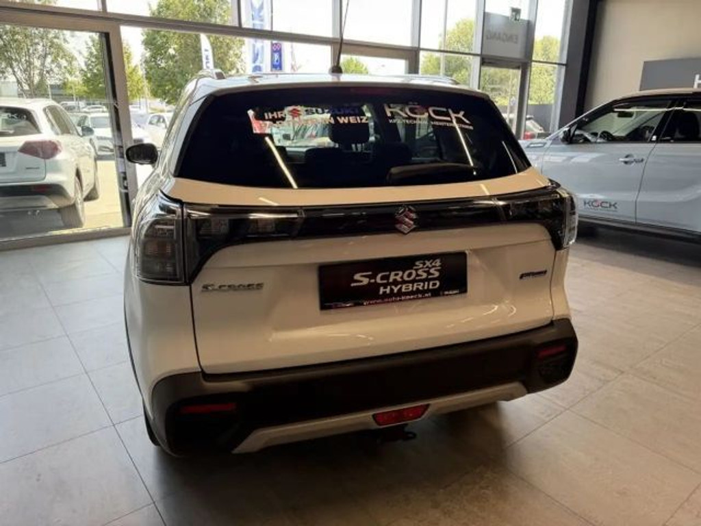 Suzuki S-Cross