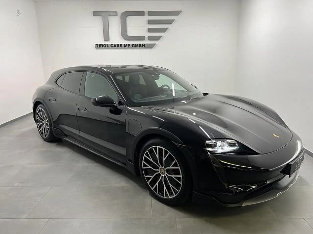 Porsche Taycan 4S Cross Turismo