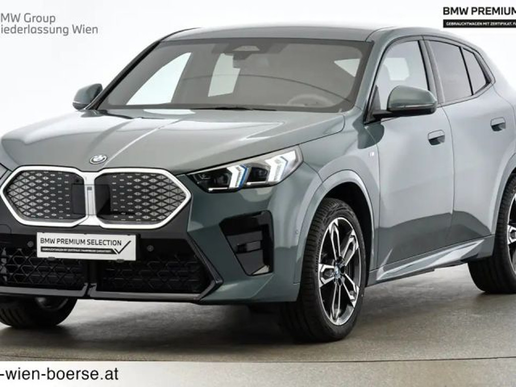 BMW iX2 eDrive20