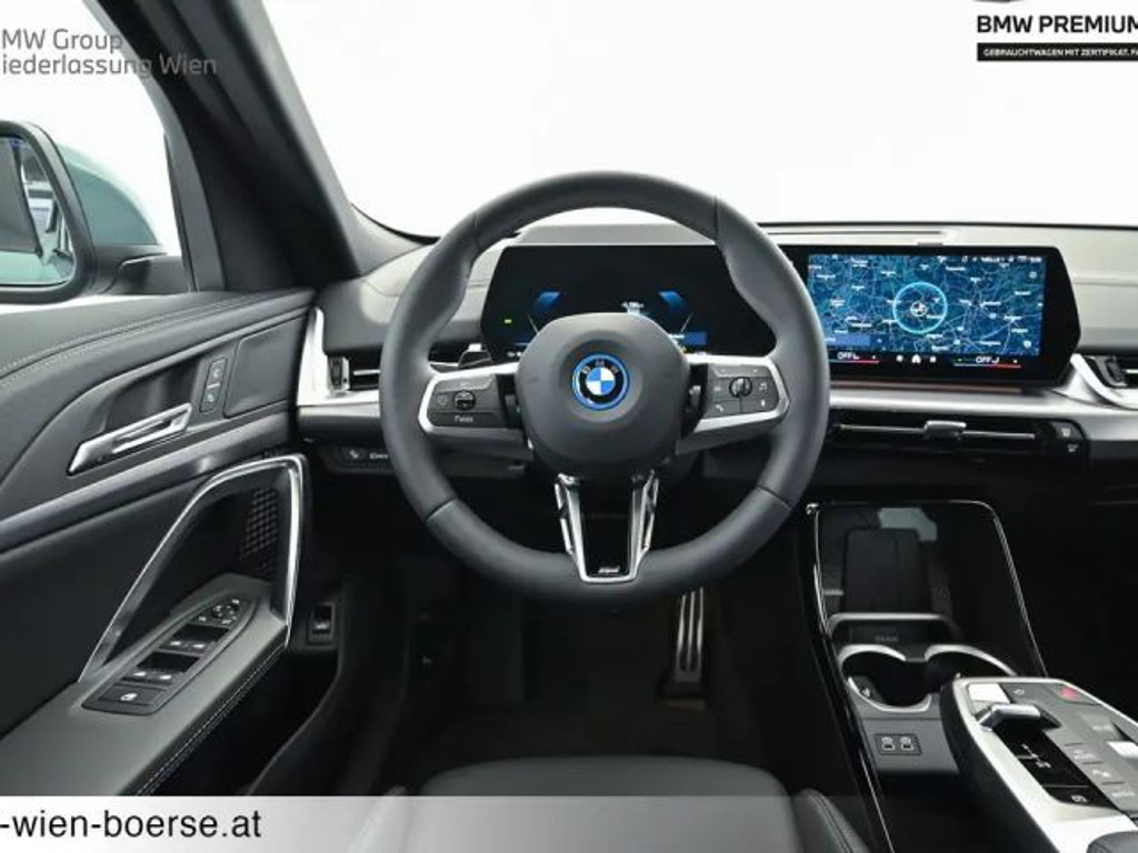 BMW iX2