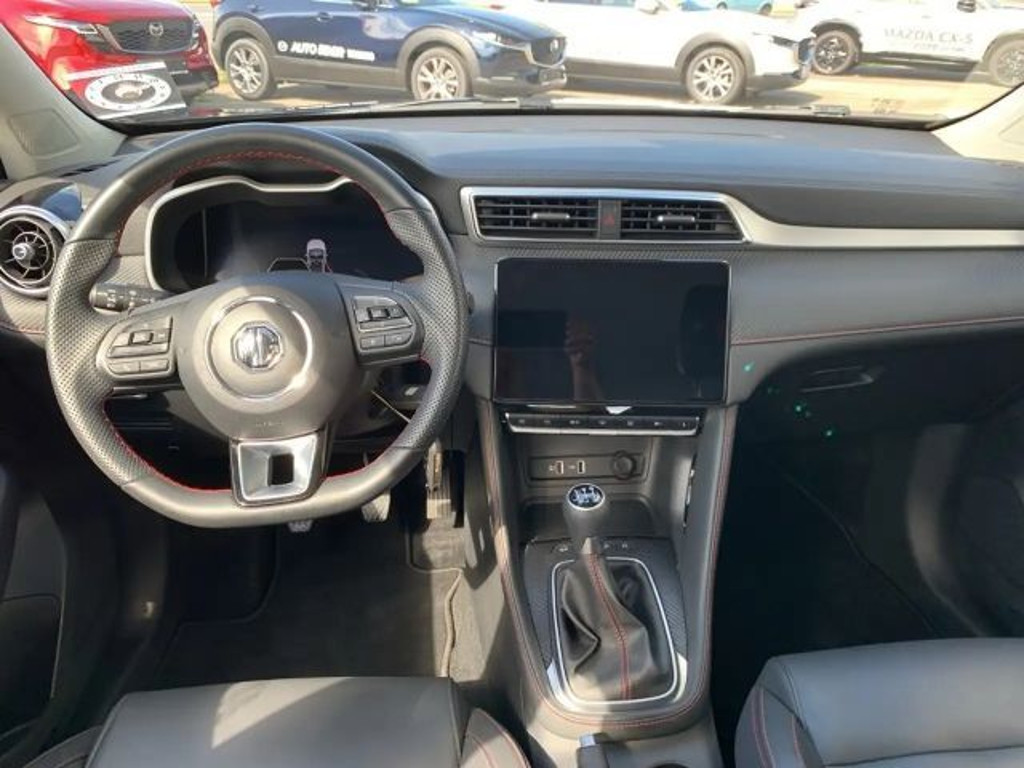MG ZS