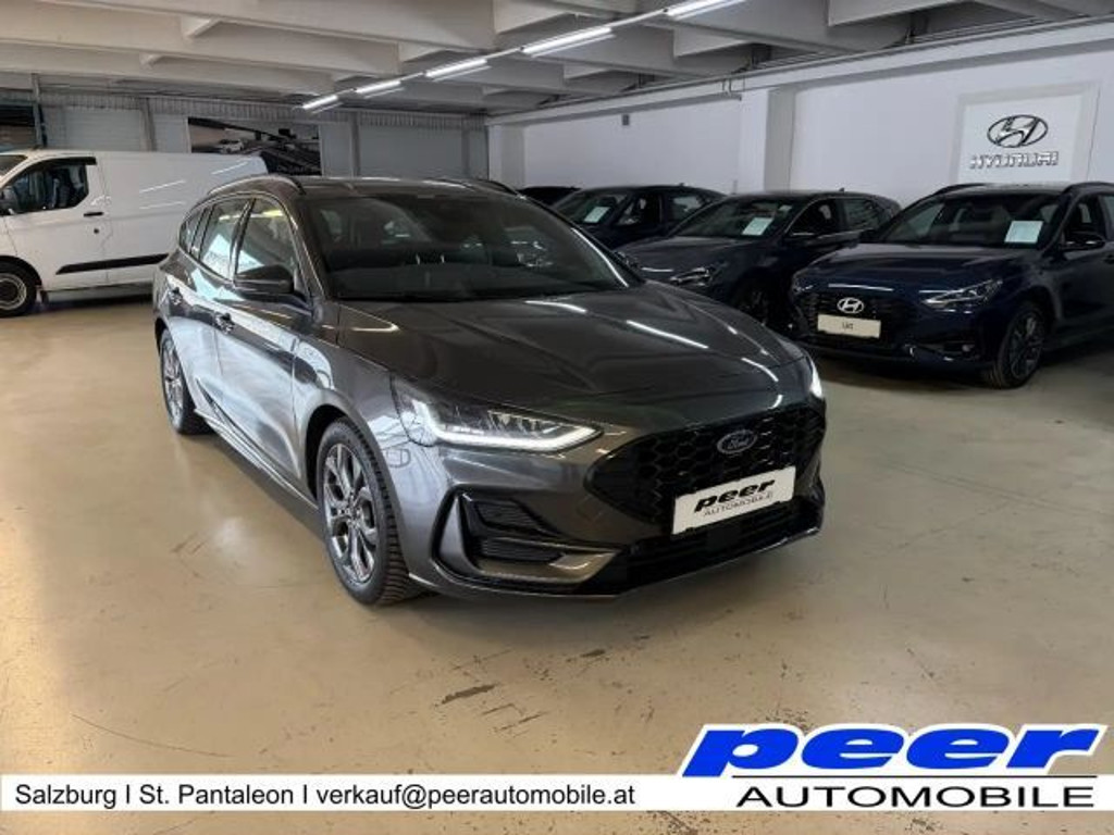 Ford Focus EcoBoost Wagon ST Line