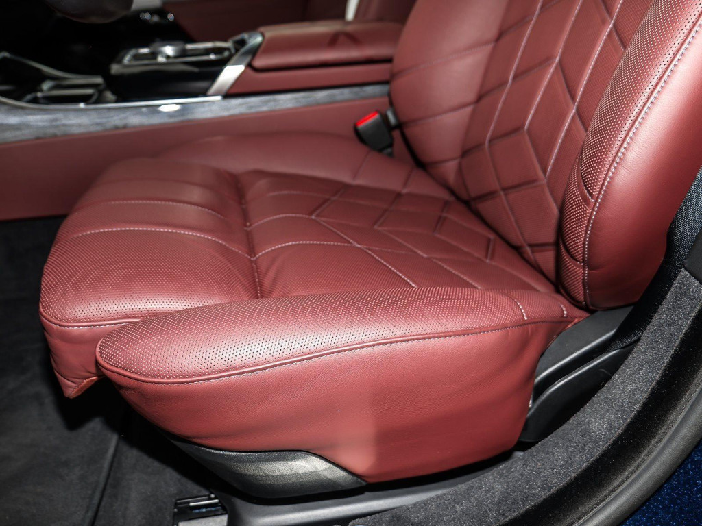 BMW M760