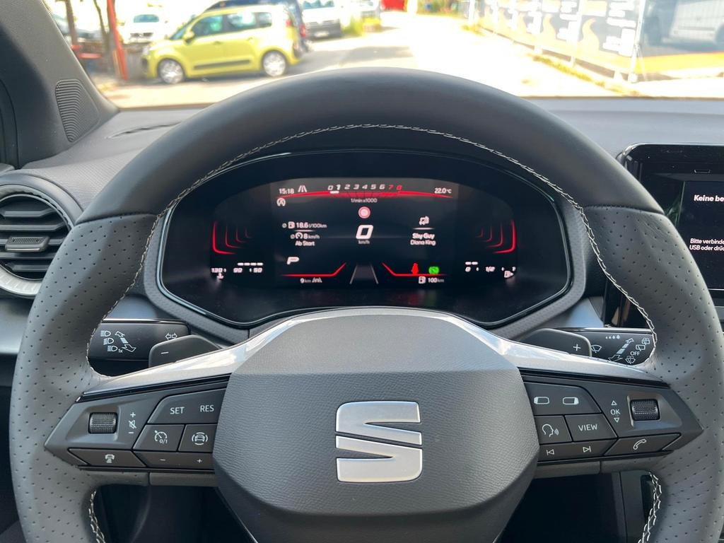 Seat Arona