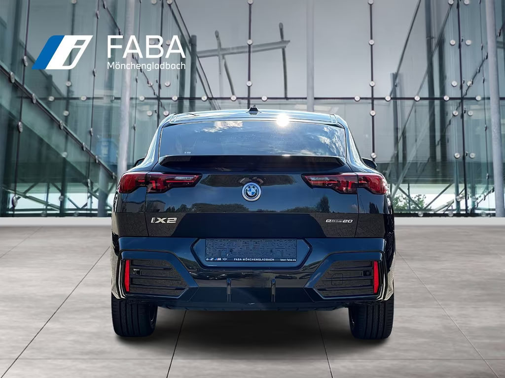 BMW iX2