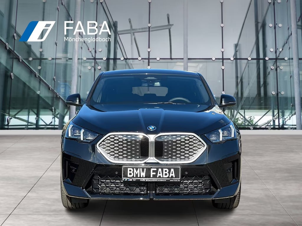 BMW iX2