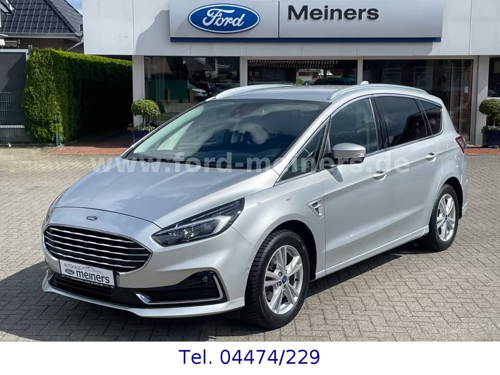 Ford S-Max Titanium