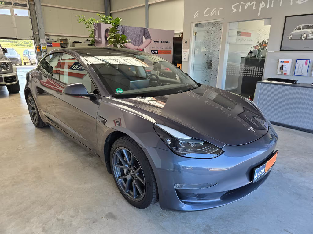 Tesla Model 3 Long Range Dual Motor AWD
