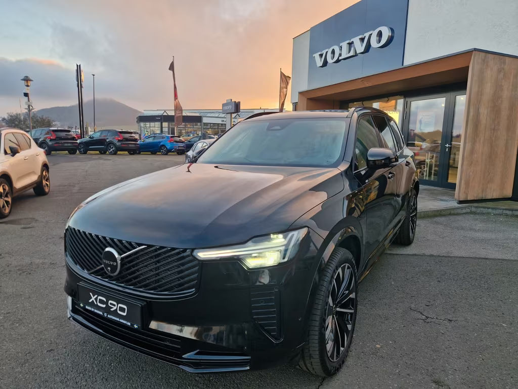Volvo XC90 AWD T8 Recharge Plus Dark