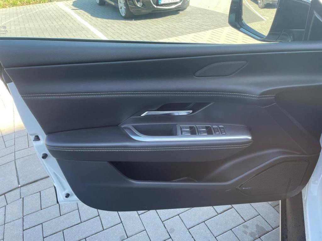 Mazda 6e