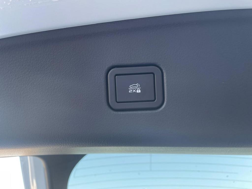 Mazda 6e