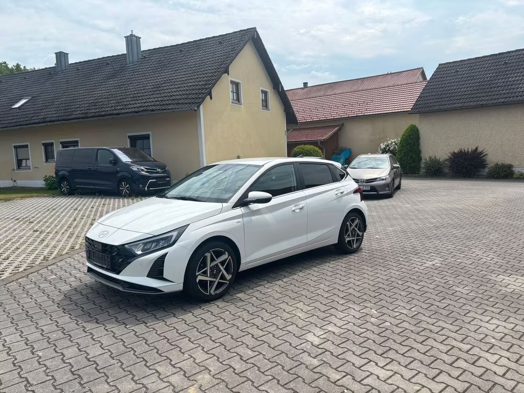 Hyundai i20 Hybrid Prime