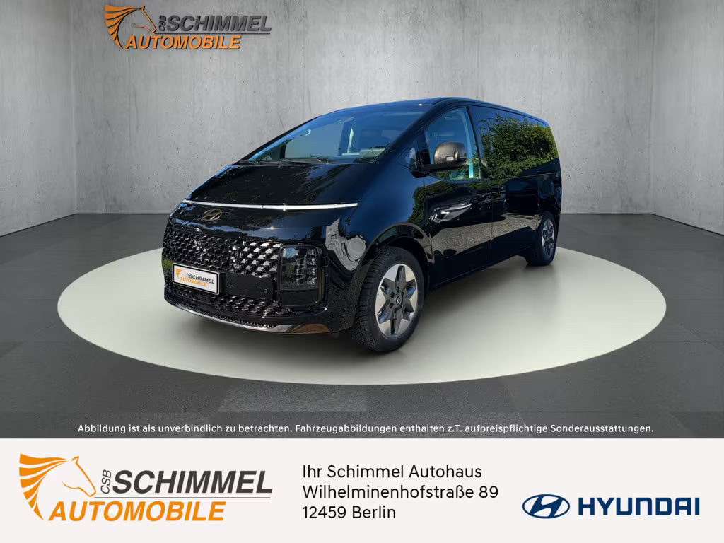 Hyundai Staria Signature