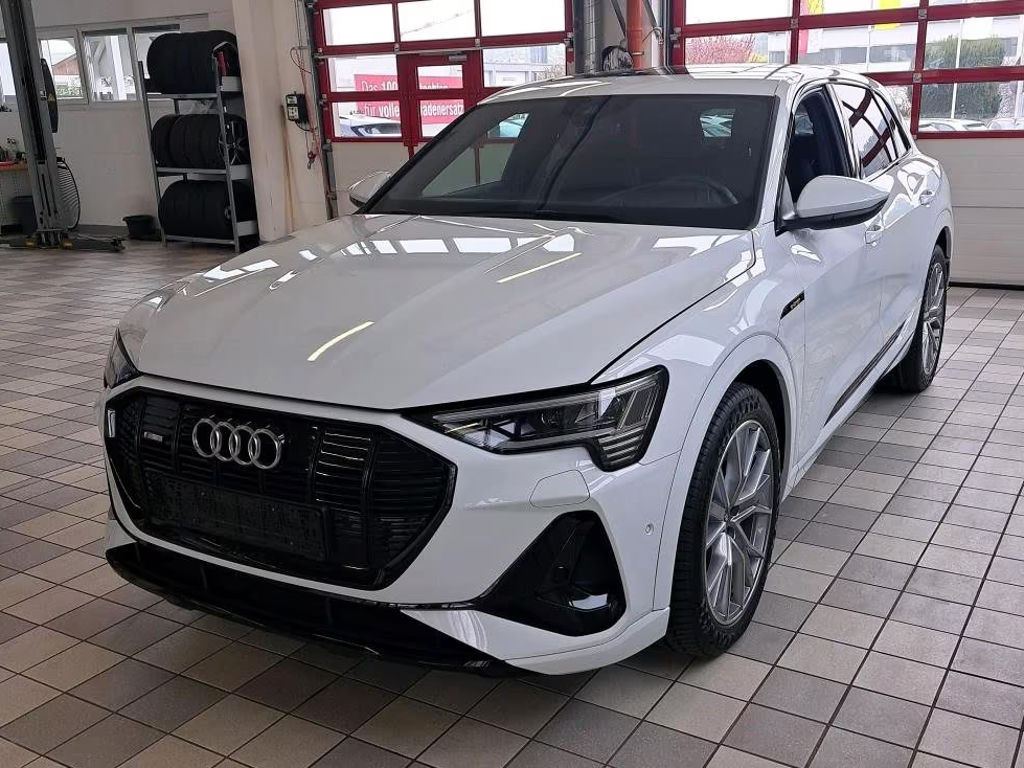 Audi e-tron Quattro S-Line 55