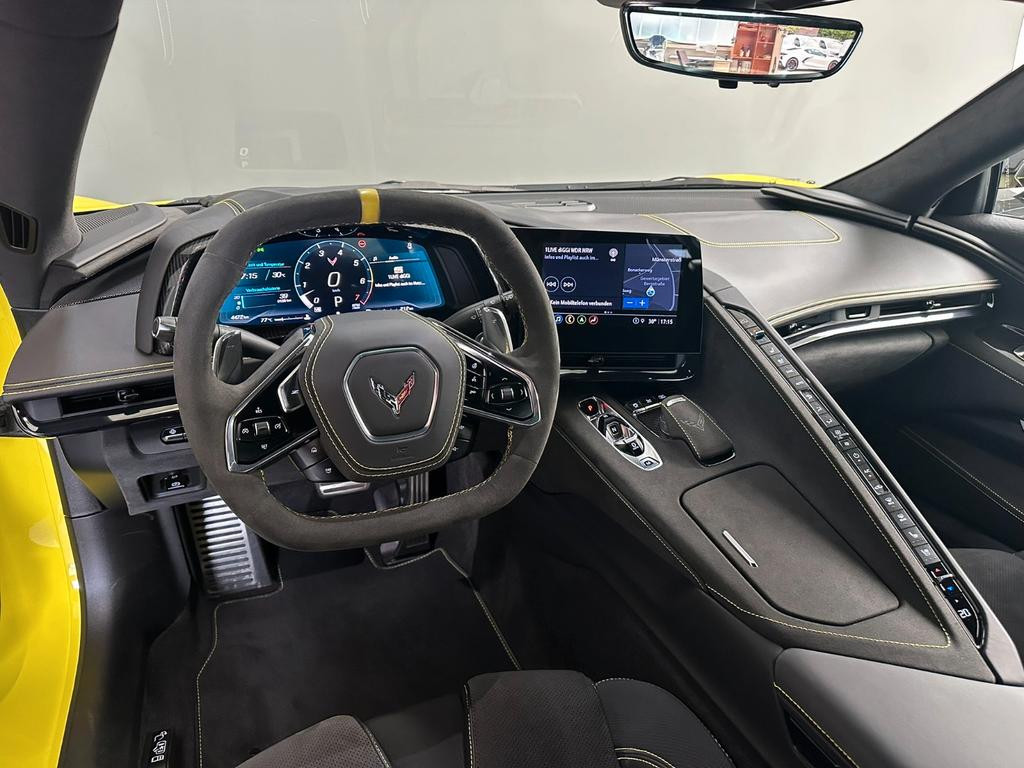 Corvette C8