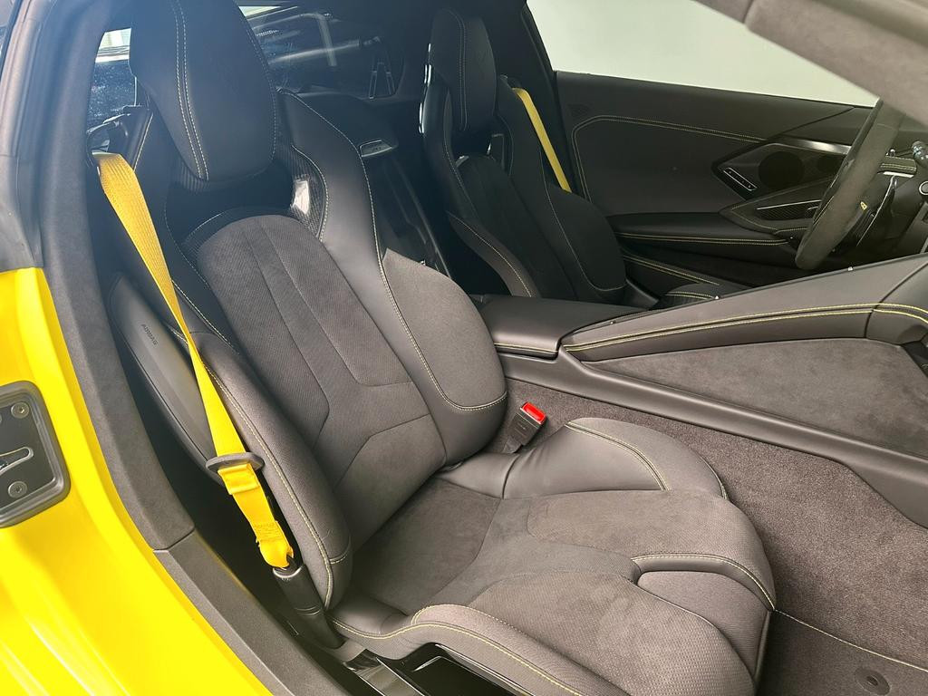 Corvette C8