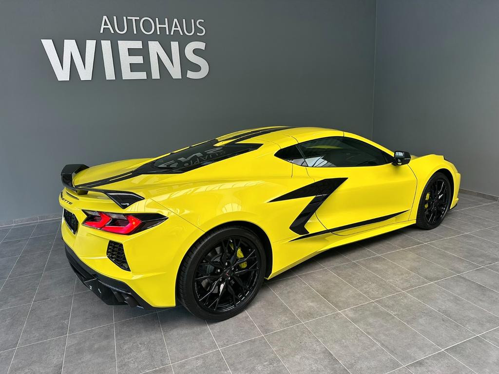 Corvette C8