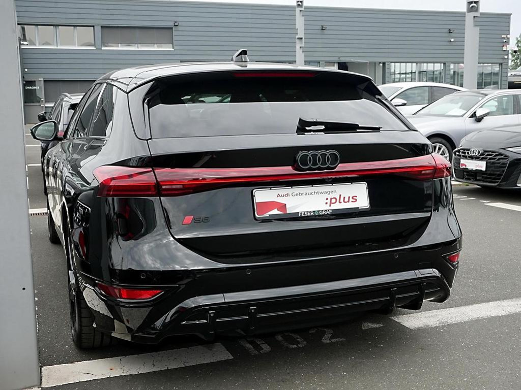 Audi S6 e-tron
