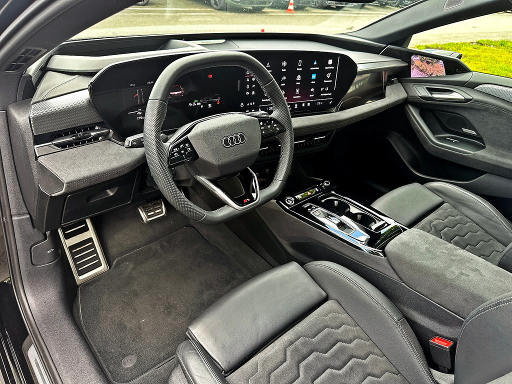 Audi A6 e-tron
