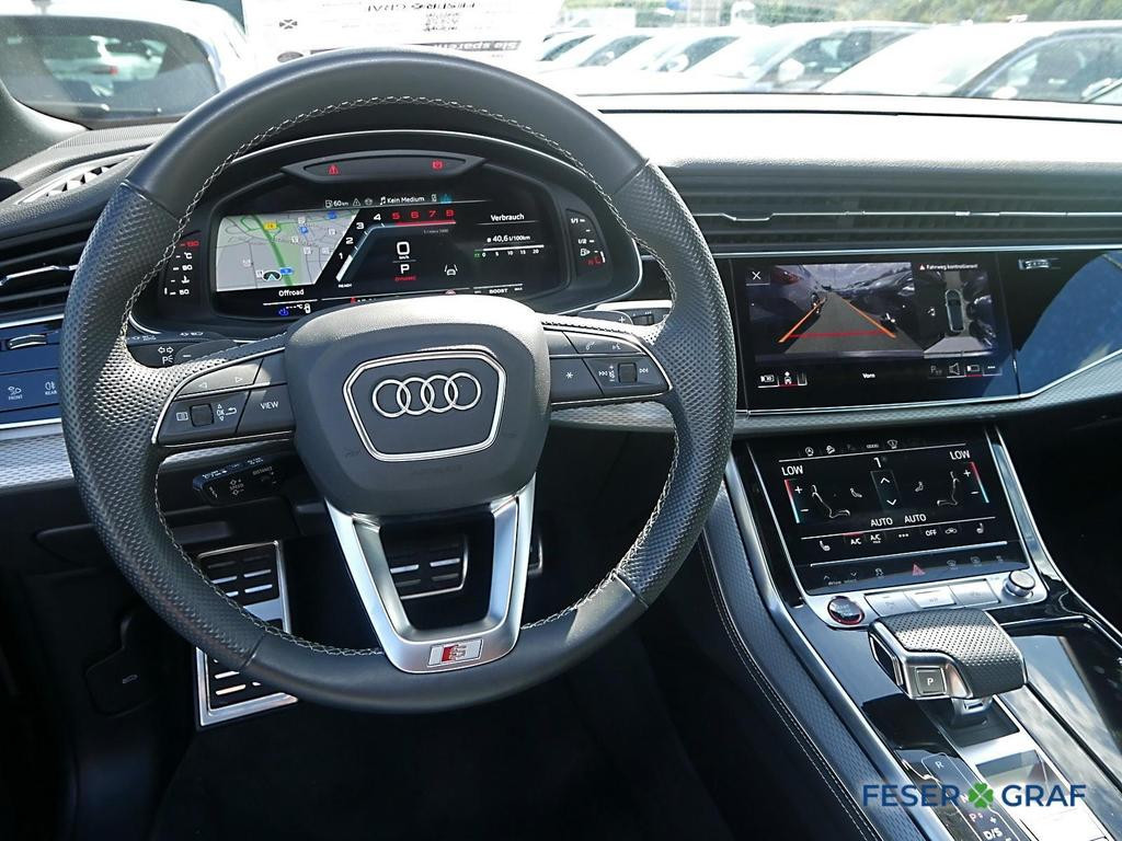 Audi SQ8