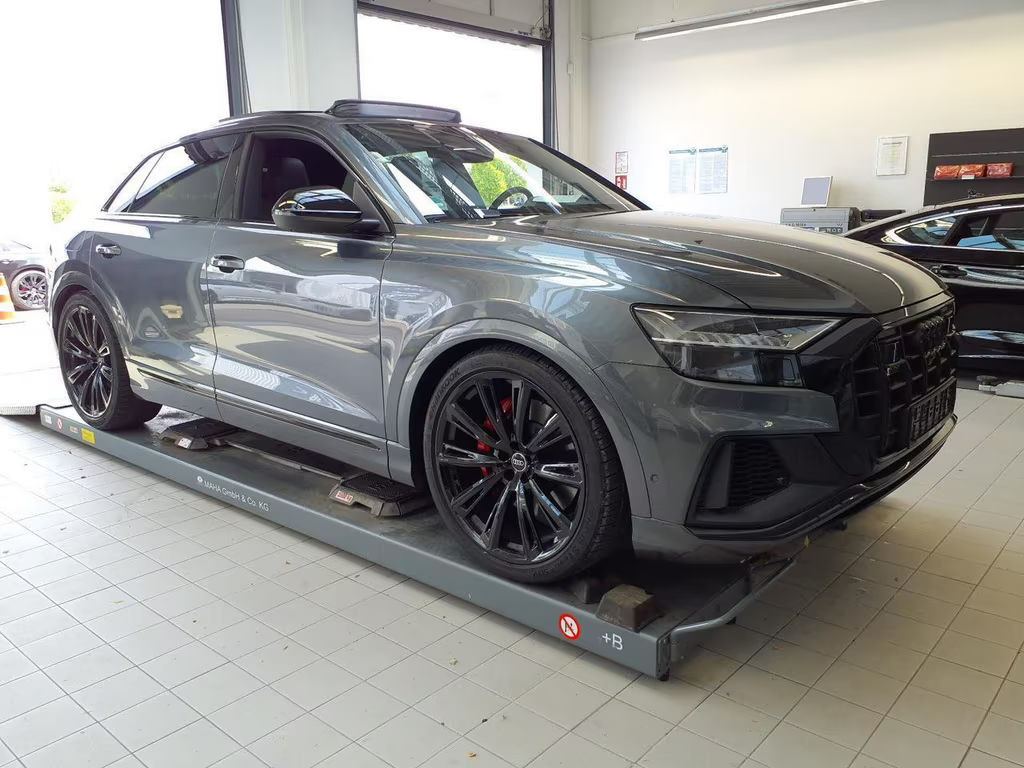 Audi SQ8