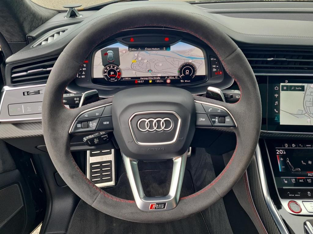Audi RS Q8