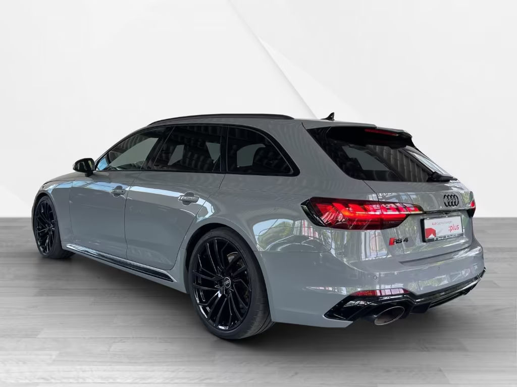 Audi RS4