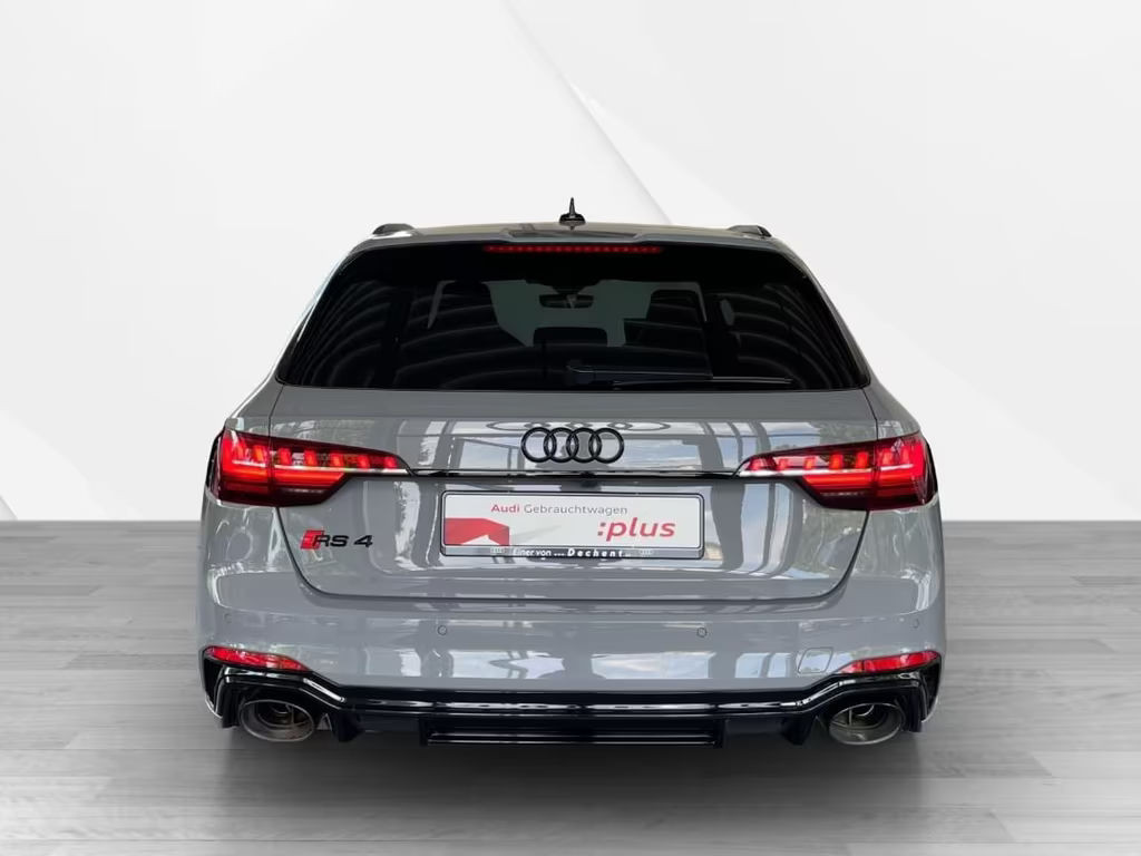 Audi RS4