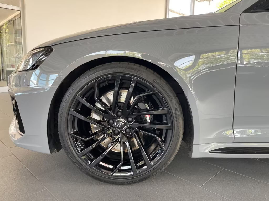 Audi RS4