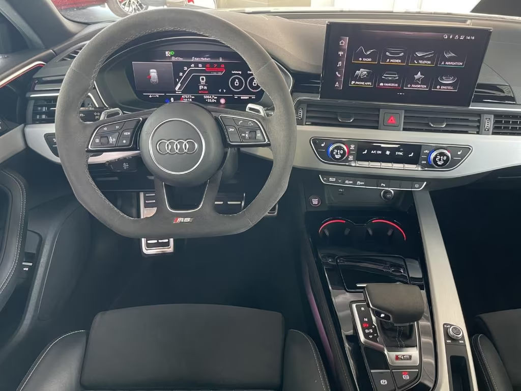 Audi RS4
