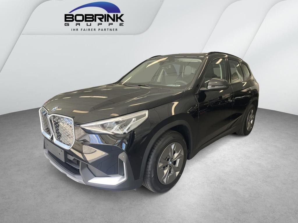BMW iX1 xDrive30
