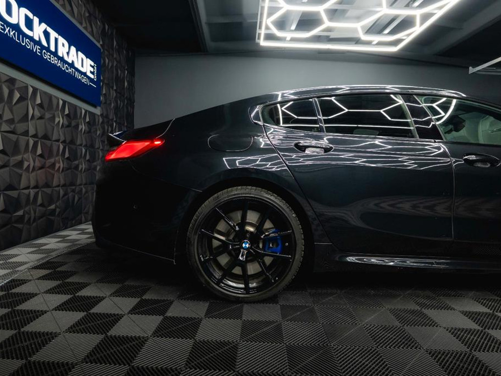 BMW M850