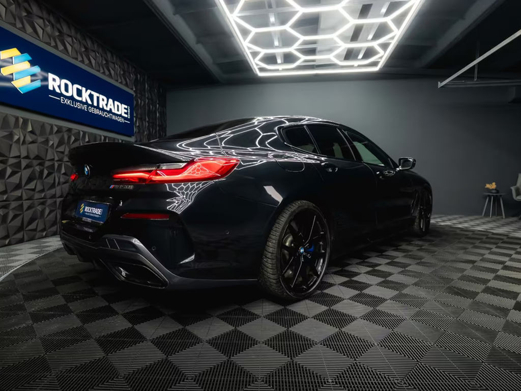 BMW M850