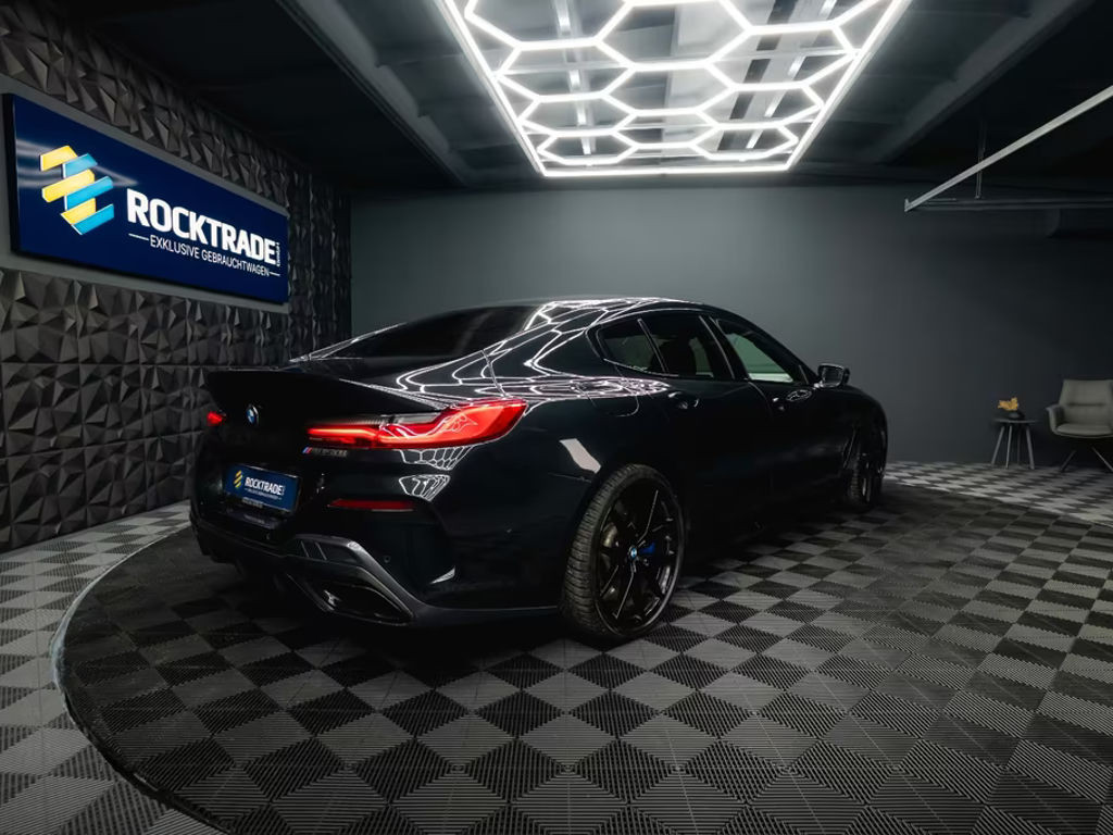 BMW M850