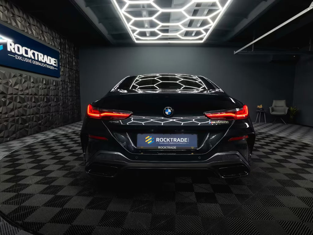 BMW M850