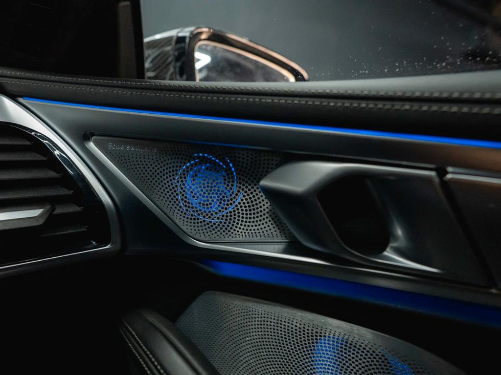 BMW M850