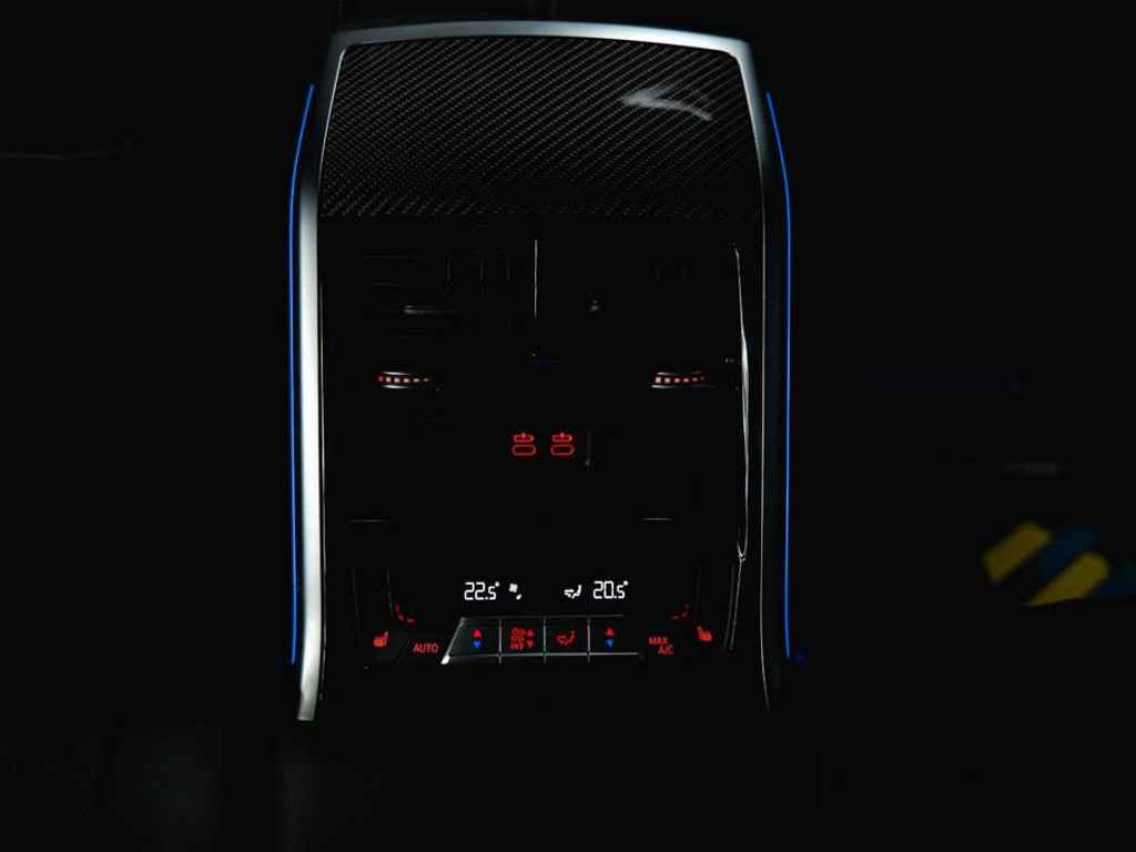 BMW M850
