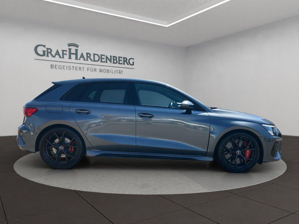 Audi RS3 Sportback Sedan Quattro