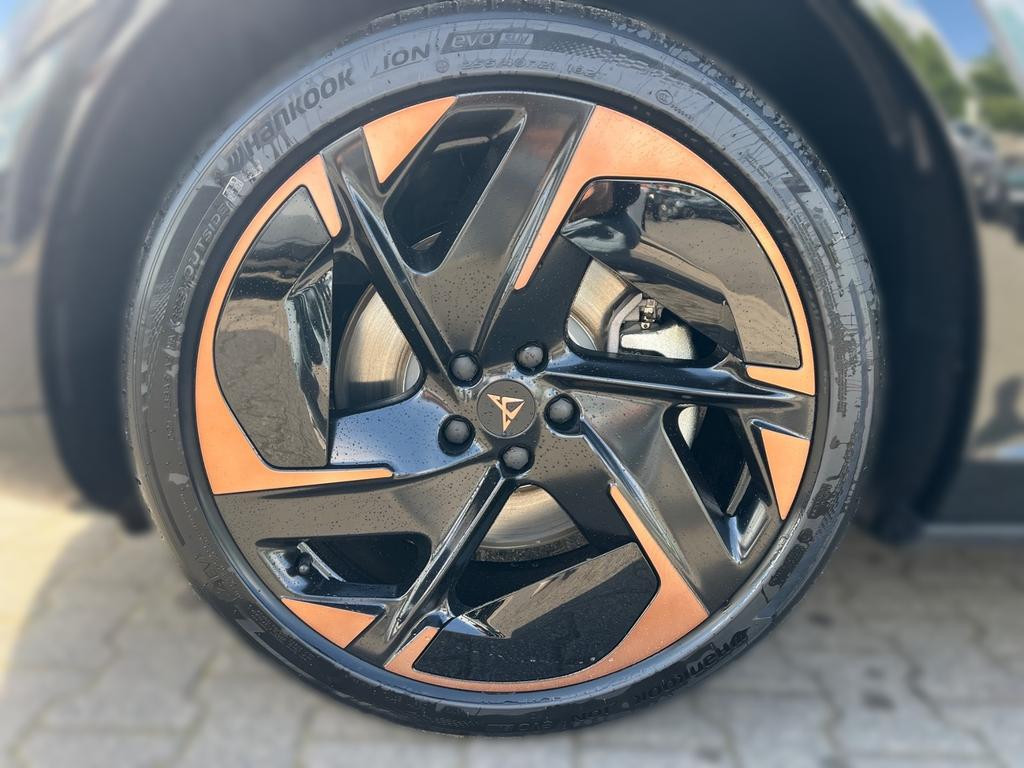 Cupra Tavascan