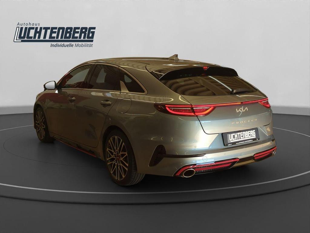 Kia ProCeed