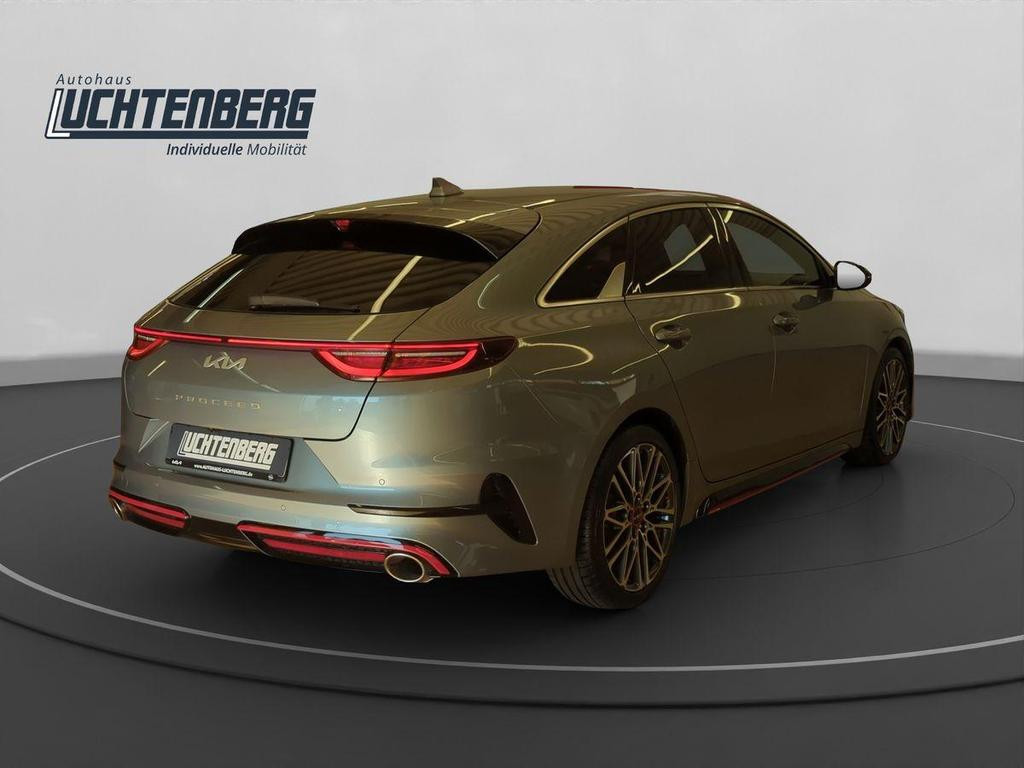 Kia ProCeed
