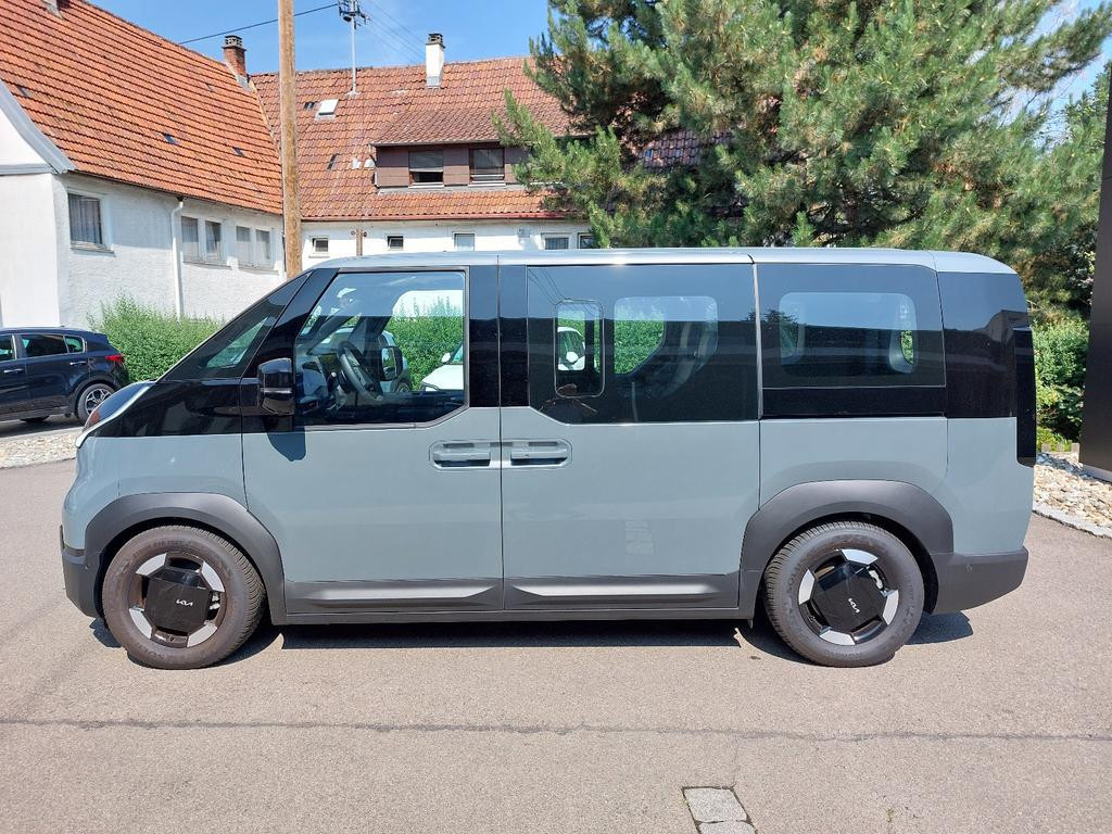 Kia PV5 Passenger