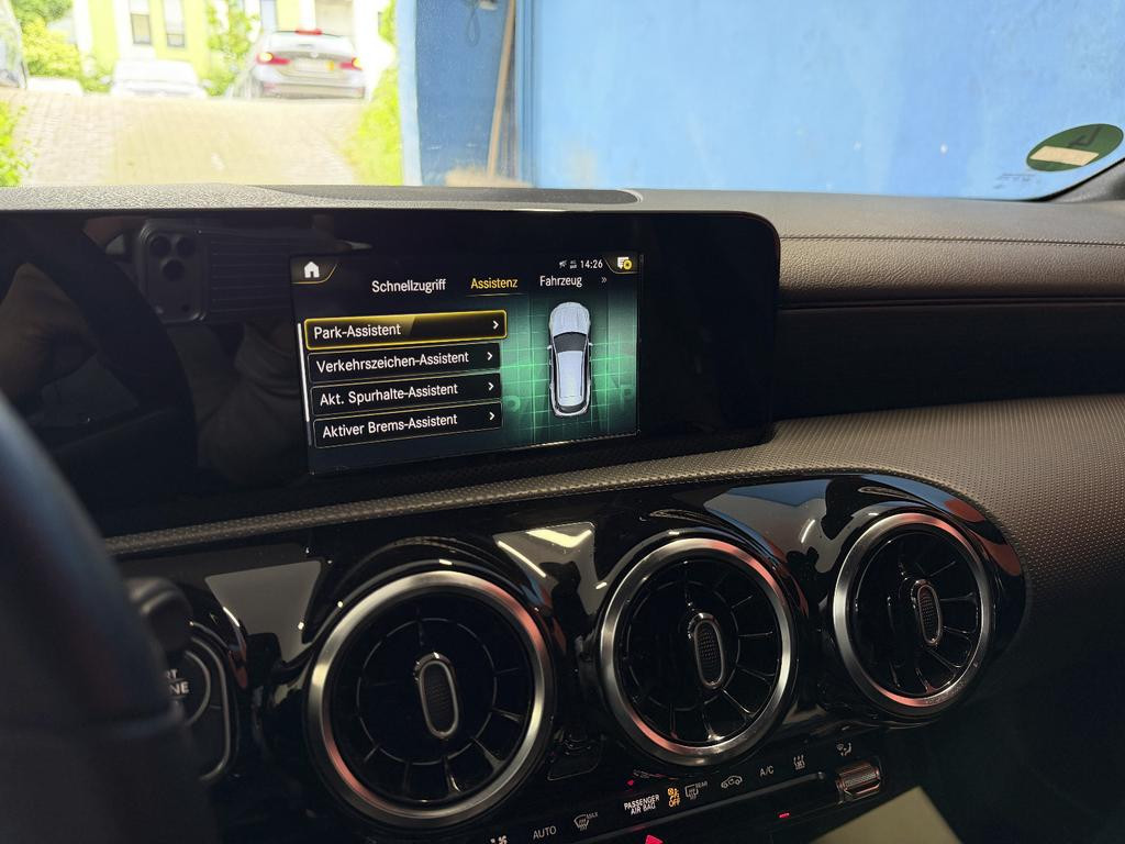 Mercedes-Benz CLA-Klasse